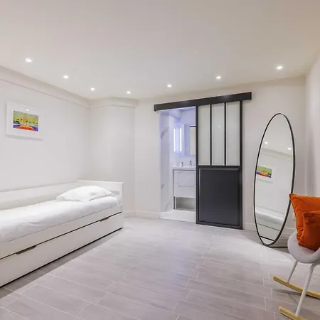 Modern - 2br-5p - Bastille Parigi